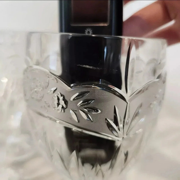 Vintage Set of 4 Oneida Southern Garden Wine/Water Glass - Picture 9 of 12